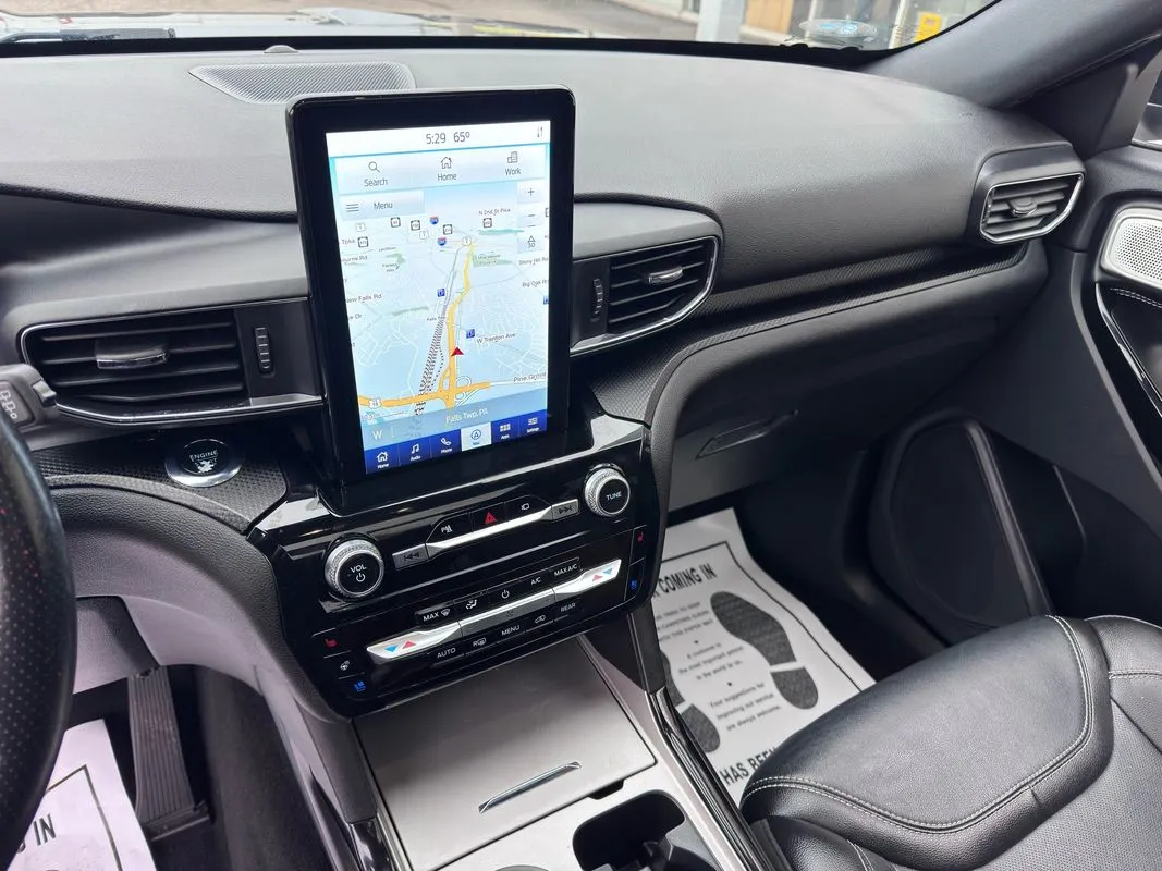2022 Ford Explorer ST - Photo 23