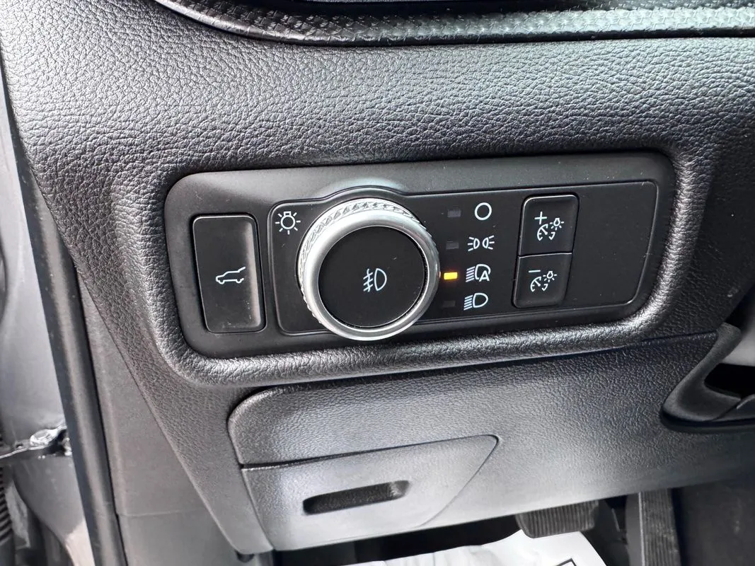 2022 Ford Explorer ST - Photo 14
