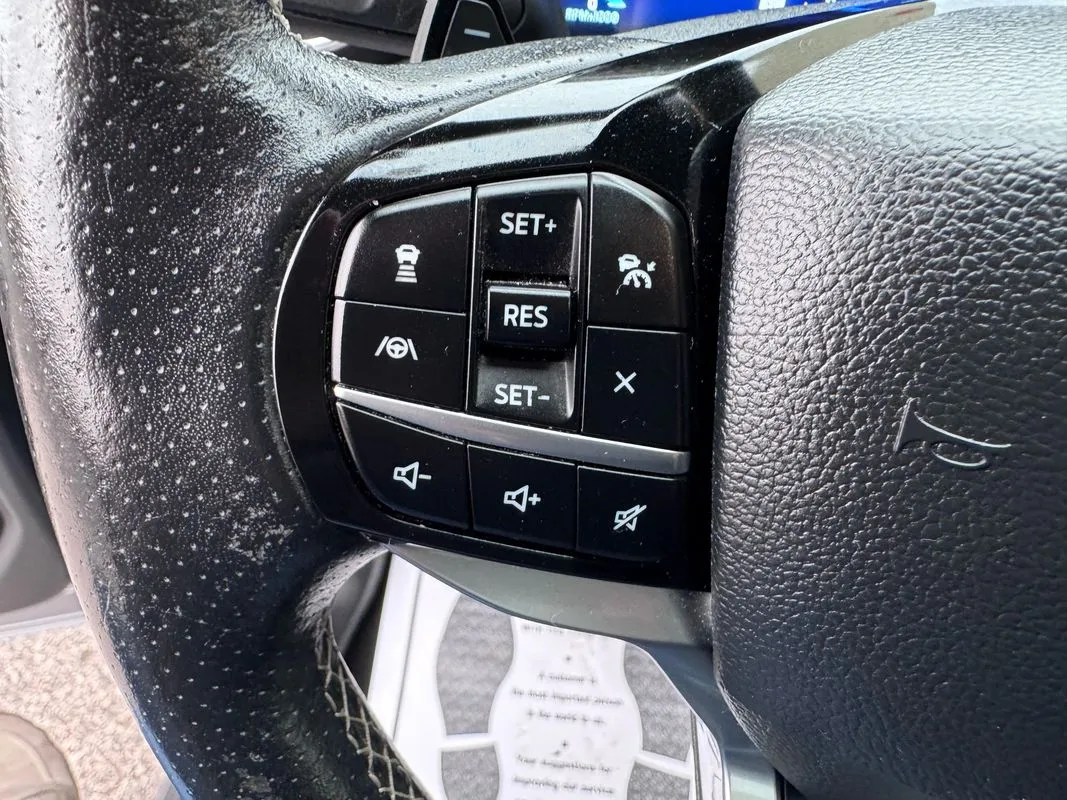 2022 Ford Explorer ST - Photo 20