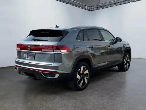 More photos of 2024 Volkswagen Atlas Cross Sport 2.0T SE w/Technology at Grace Auto Group, PA