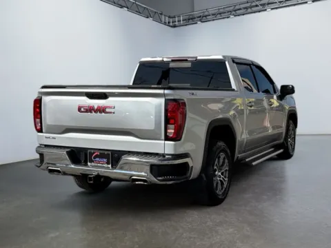More photos of 2020 GMC Sierra 1500 4WD Crew Cab SLE at Grace Auto Group, PA