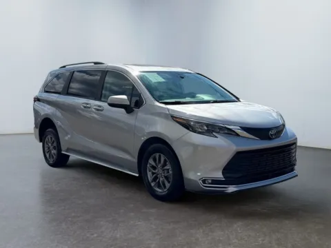 More photos of 2024 Toyota Sienna XLE at Grace Auto Group, PA
