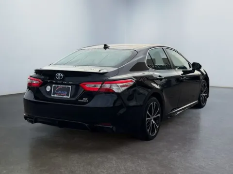 More photos of 2020 Toyota Camry Hybrid SE at Grace Auto Group, PA