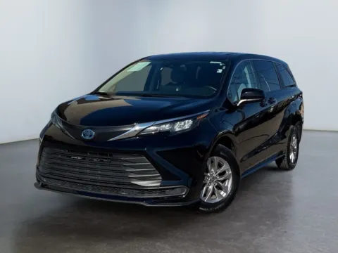 Photos of 2024 Toyota Sienna LE for sale in Morrisville, PA at Grace Auto Group