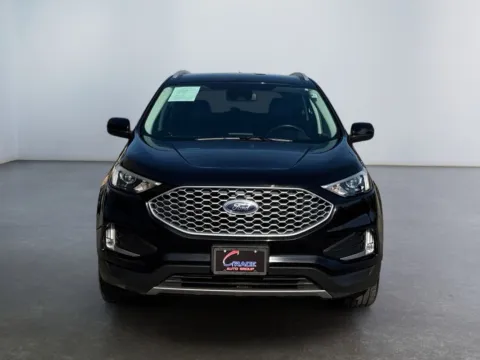Photos of 2023 Ford Edge SEL for sale in Morrisville, PA at Grace Auto Group