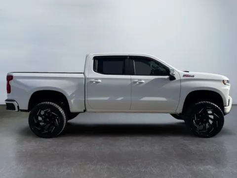 More photos of 2020 Chevrolet Silverado 1500 4WD Crew Cab Short Bed RST at Grace Auto Group, PA