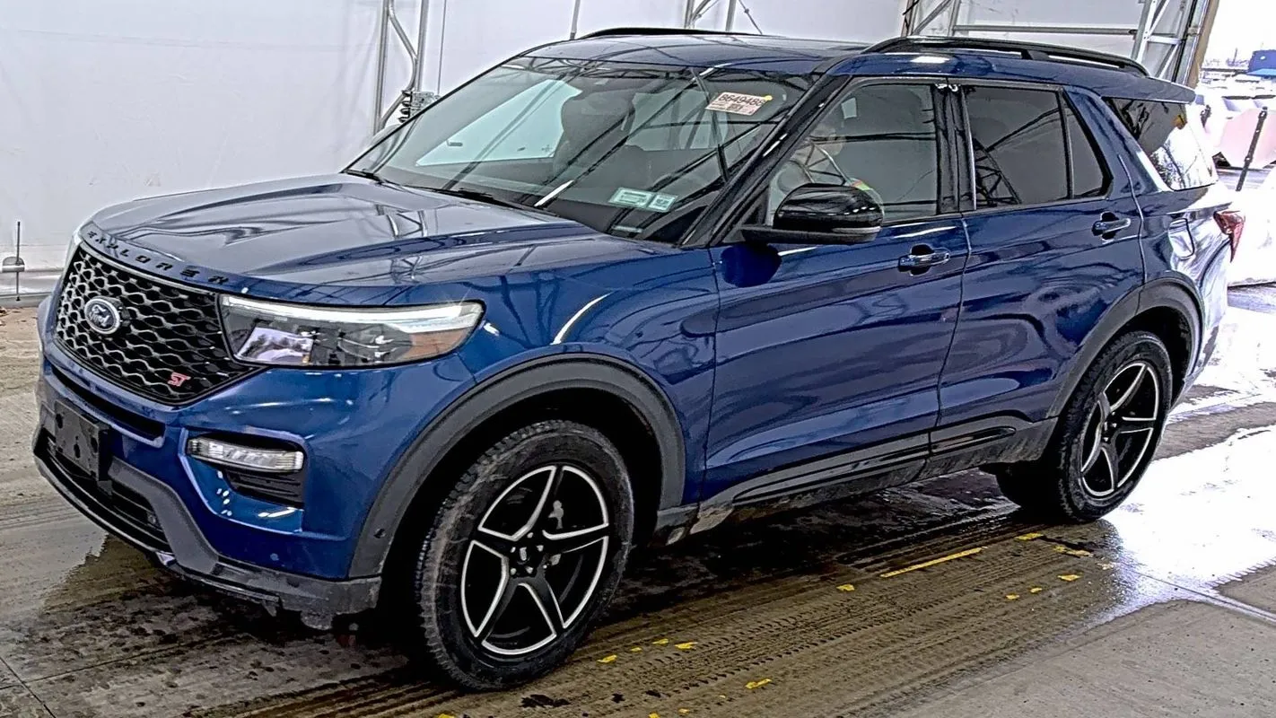 Silver 2020 Ford Explorer ST for sale in Morrisville, PA