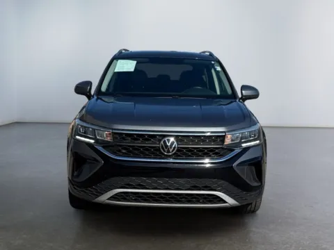 Photos of 2022 Volkswagen Taos 1.5T SE for sale in Morrisville, PA at Grace Auto Group