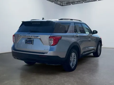 More photos of 2022 Ford Explorer XLT at Grace Auto Group, PA