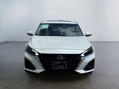 Photos of 2023 Nissan Altima SL Intelligent AWD for sale in Morrisville, PA at Grace Auto Group