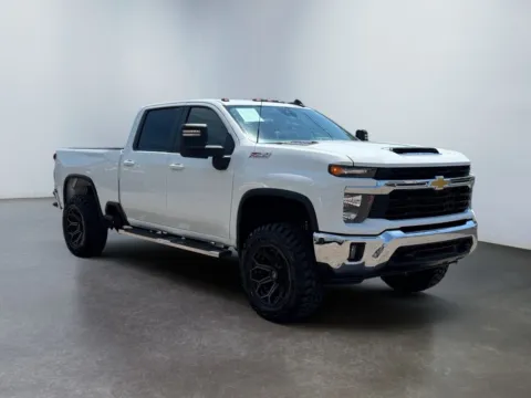 Photos of 2024 Chevrolet Silverado 2500HD 4WD Crew Cab Standard Bed LT for sale in Morrisville, PA at Grace Auto Group