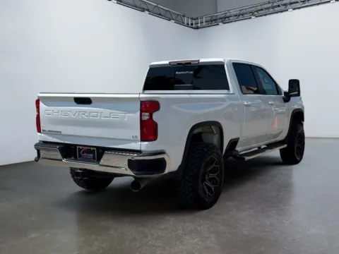 More photos of 2024 Chevrolet Silverado 2500HD 4WD Crew Cab Standard Bed LT at Grace Auto Group, PA