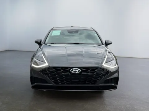 Photos of 2023 Hyundai Sonata SEL for sale in Morrisville, PA at Grace Auto Group
