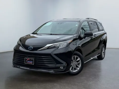 Photos of 2025 Toyota Sienna Hybrid XLE for sale in Morrisville, PA at Grace Auto Group