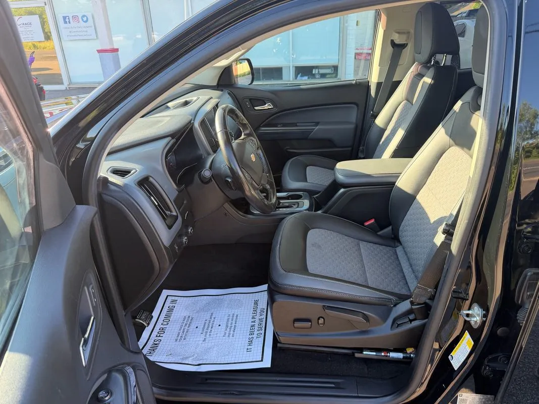 2018 Chevrolet Colorado Z71 - Photo 12