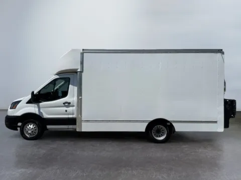 More photos of 2022 Ford Transit 350 HD Cutaway Box Truck at Grace Auto Group, PA