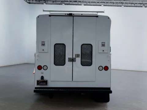 More photos of 2020 Ford Transit Chassis Cab 350 HD at Grace Auto Group, PA