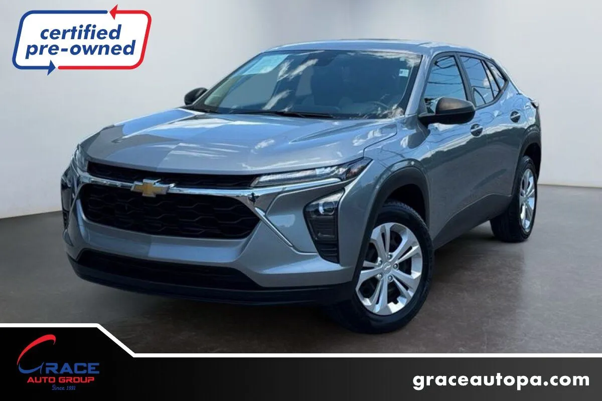 Gray 2024 Chevrolet Trax FWD SP for sale in Morrisville, PA
