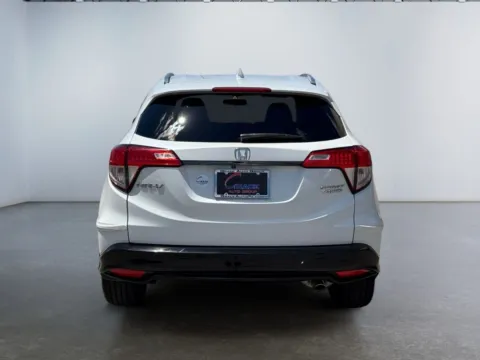 More photos of 2021 Honda HR-V AWD Sport at Grace Auto Group, PA