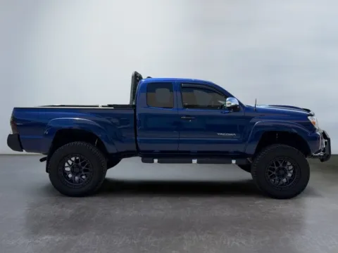 More photos of 2014 Toyota Tacoma at Grace Auto Group, PA