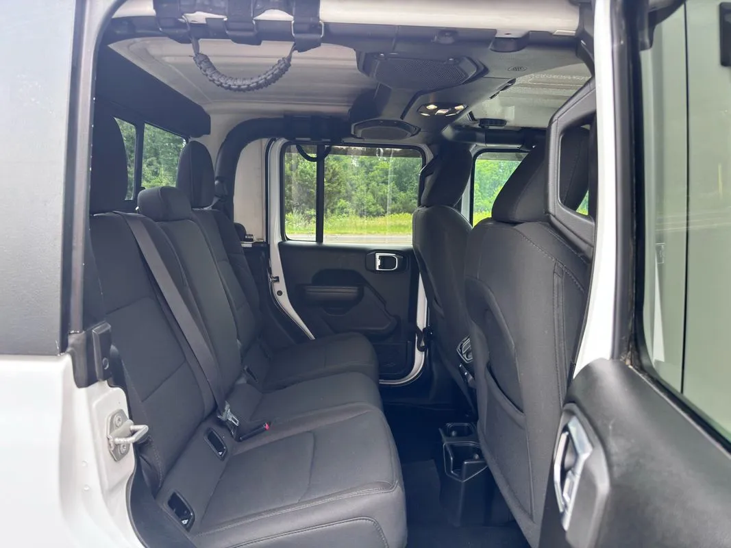 2020 Jeep Gladiator Sport S - Photo 32