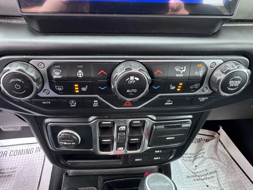 2020 Jeep Gladiator Sport S - Photo 22