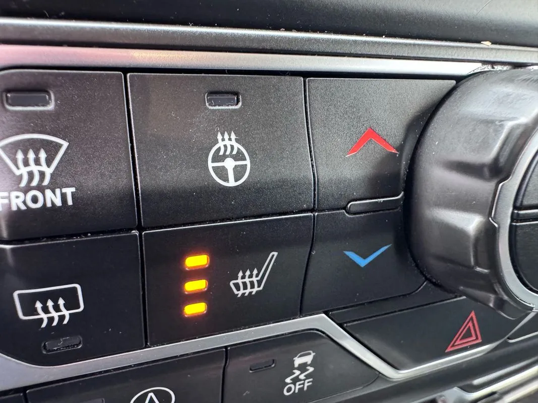 2020 Jeep Gladiator Sport S - Photo 23