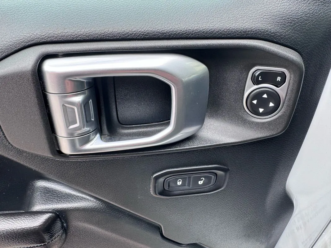 2020 Jeep Gladiator Sport S - Photo 10
