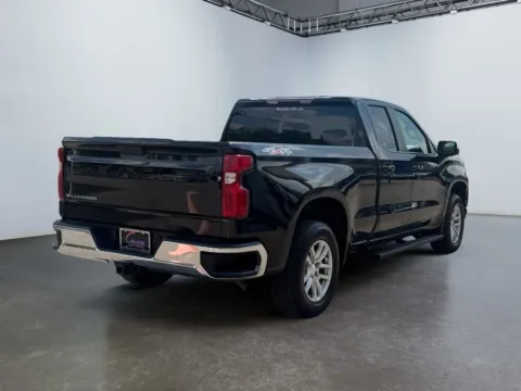 More photos of 2021 Chevrolet Silverado 1500 4WD Double Cab Standard Bed LT with 2FL at Grace Auto Group, PA