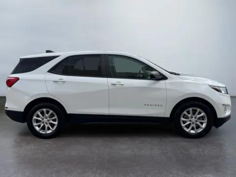 More photos of 2021 Chevrolet Equinox FWD LS at Grace Auto Group, PA