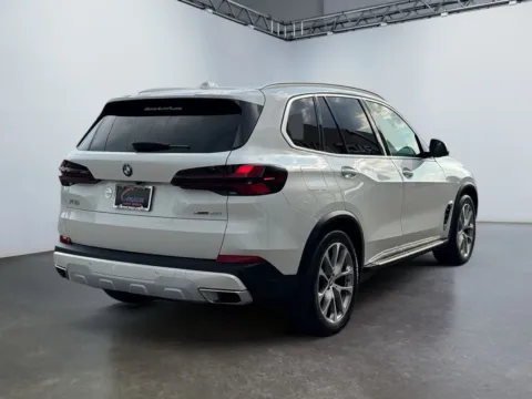More photos of 2024 BMW X5 xDrive40i at Grace Auto Group, PA