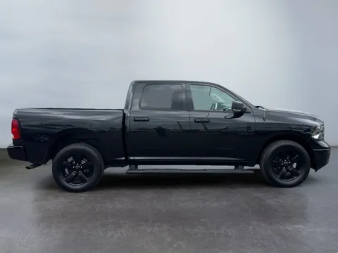 More photos of 2018 Ram 1500 Big Horn Crew Cab 4x4 5'7" Box at Grace Auto Group, PA