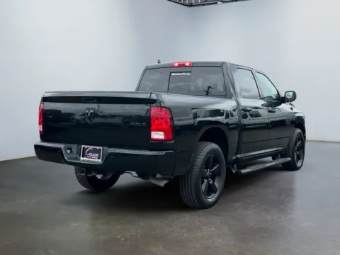 More photos of 2018 Ram 1500 Big Horn Crew Cab 4x4 5'7" Box at Grace Auto Group, PA