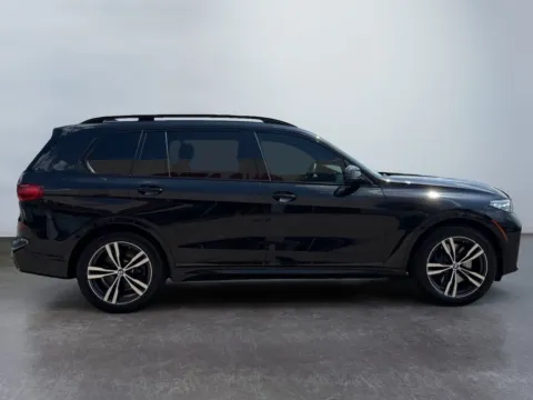More photos of 2020 BMW X7 M50i at Grace Auto Group, PA