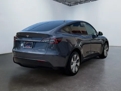 More photos of 2023 Tesla Model Y Long Range Dual Motor All-Wheel Drive at Grace Auto Group, PA