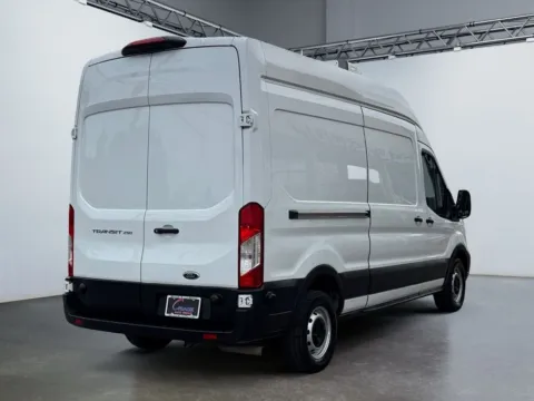 More photos of 2022 Ford Transit 250 Medium Roof Refrigeration Van at Grace Auto Group, PA