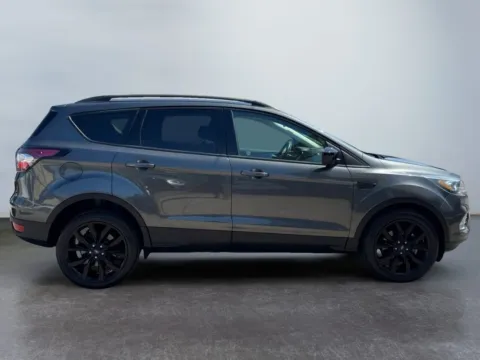 More photos of 2017 Ford Escape SE at Grace Auto Group, PA