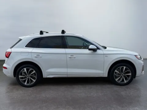 More photos of 2022 Audi Q5 Premium Plus 45 TFSI S line quattro S tronic at Grace Auto Group, PA