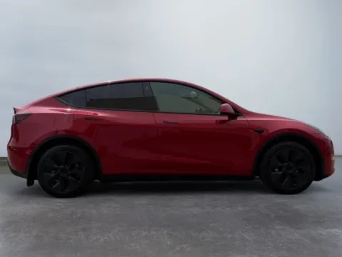 More photos of 2023 Tesla Model Y Long Range Dual Motor All-Wheel Drive at Grace Auto Group, PA