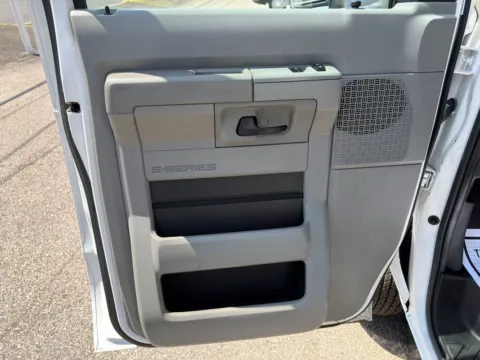 More photos of 2024 Ford E-450 Cutaway E-450 SD at Grace Auto Group, PA