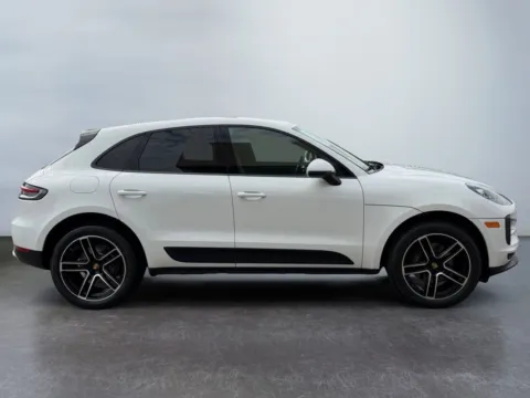 More photos of 2020 Porsche Macan at Grace Auto Group, PA