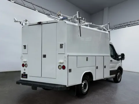 More photos of 2020 Ford Transit 350 Cutaway at Grace Auto Group, PA