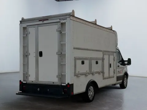 More photos of 2018 Ford Transit 350 Cutaway at Grace Auto Group, PA