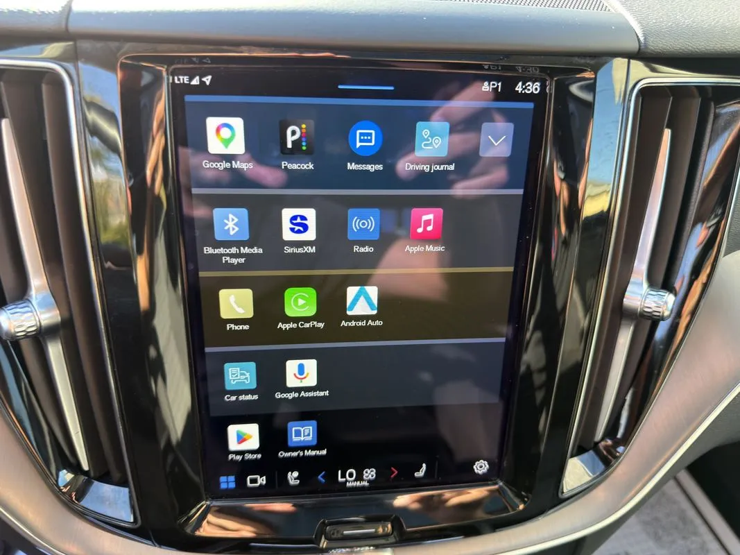2023 Volvo XC60 Core - Photo 24