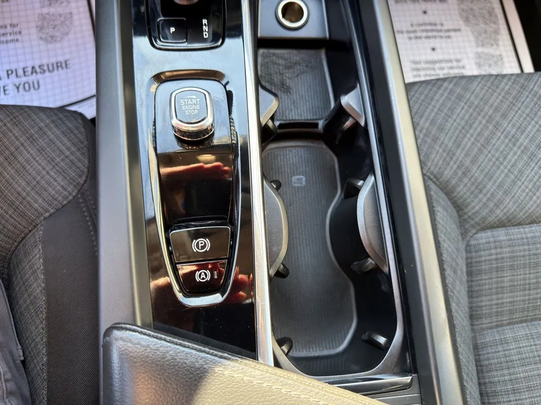 2023 Volvo XC60 Core - Photo 27