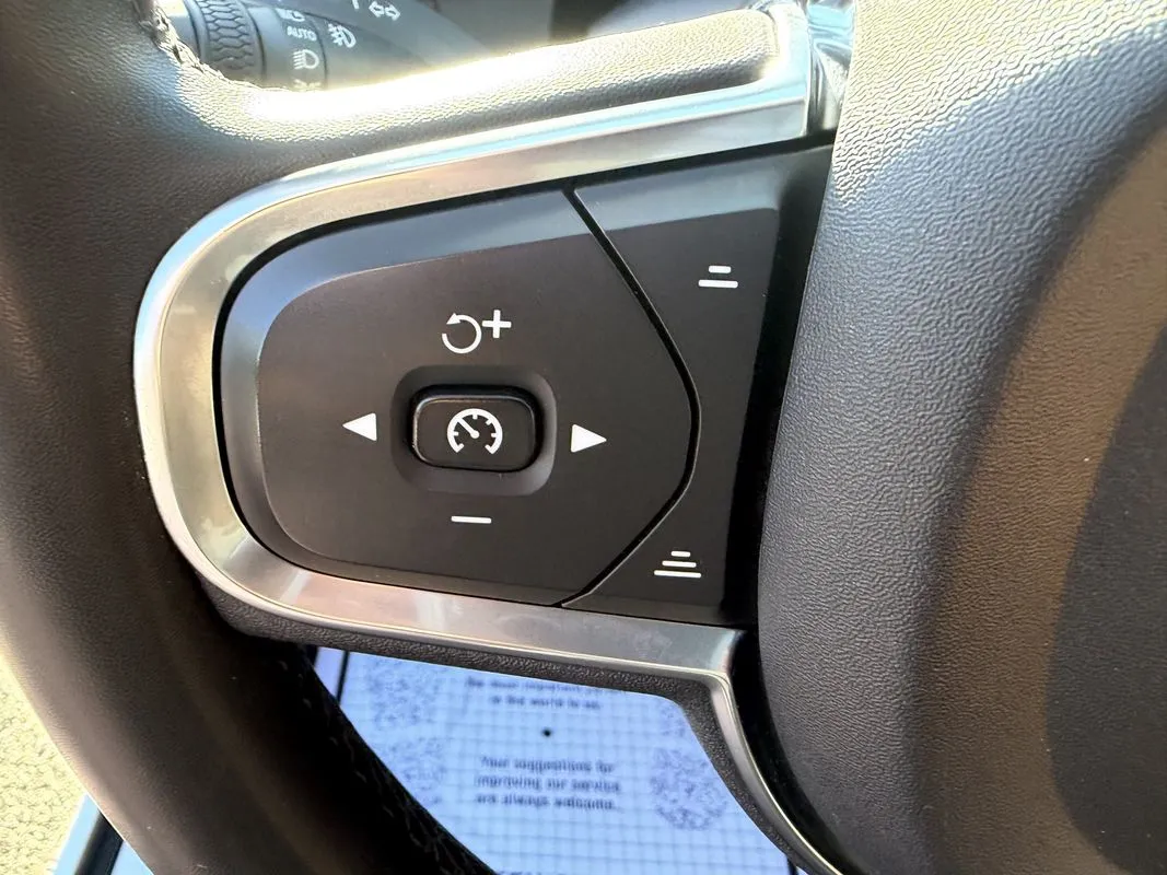 2023 Volvo XC60 Core - Photo 18
