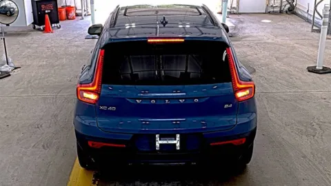 More photos of 2023 Volvo XC40 B4 Ultimate Dark Theme at Grace Auto Group, PA