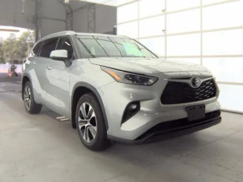 Another view of 2022 Toyota Highlander XLE for sale in Morrisville, PA at Grace Auto Group