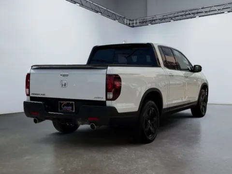 More photos of 2022 Honda Ridgeline Black Edition at Grace Auto Group, PA