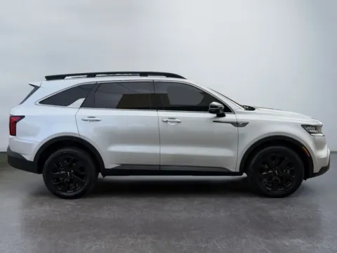 More photos of 2022 Kia Sorento X-Line S at Grace Auto Group, PA